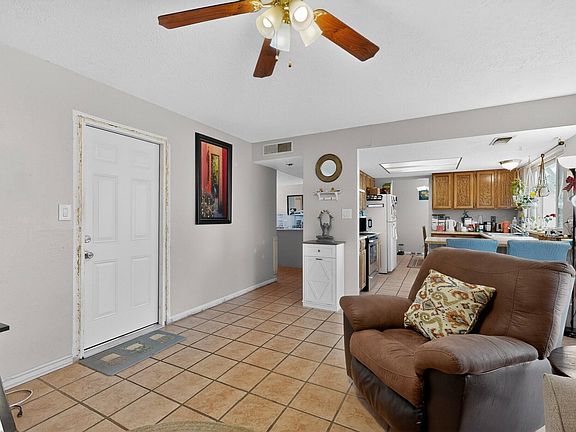 5th image of 7304 Christy Ave NE