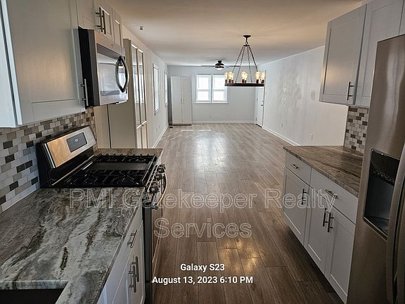 3rd image of 3824 Southern Ave