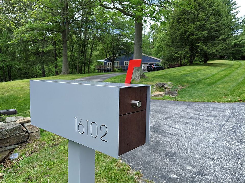 2nd image of 16102 Baconsfield Ln