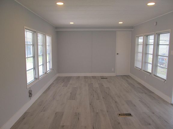 5th image of 56013 Amparo Bay