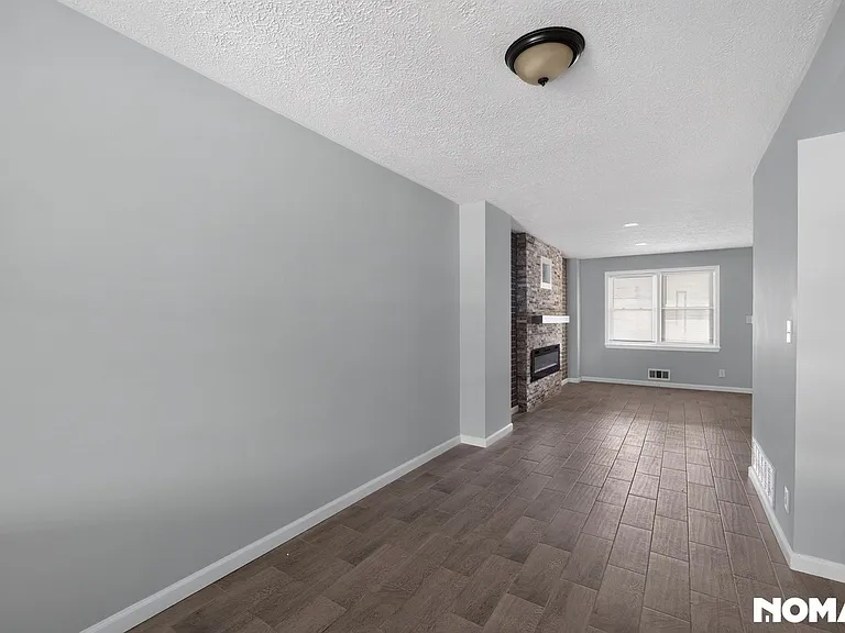 2229 Redthorn Rd — Photo 16