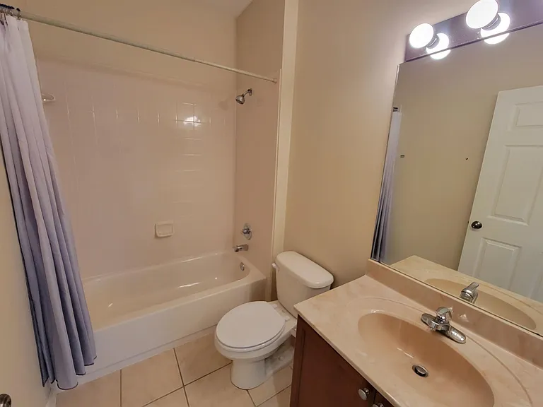 4247 Raleigh Way — Photo 19