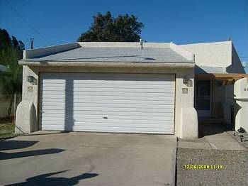 1st image of 205 Willowood Ln