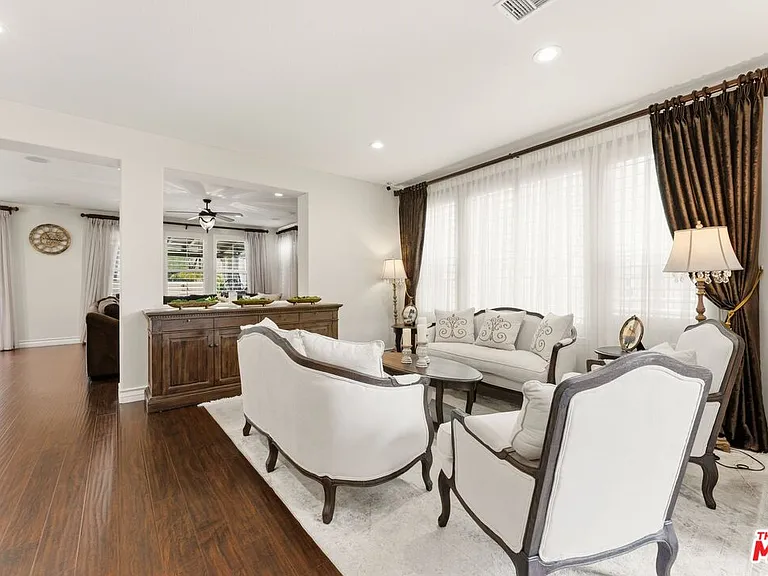 11564 Apulia Ct — Photo 9