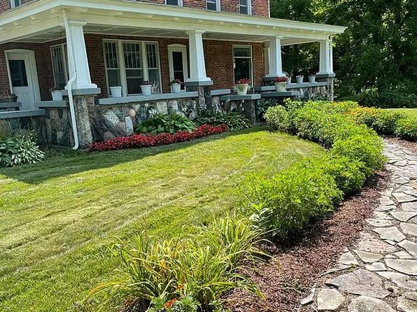 6212 E 1200 N, Wolcottville, IN 46795