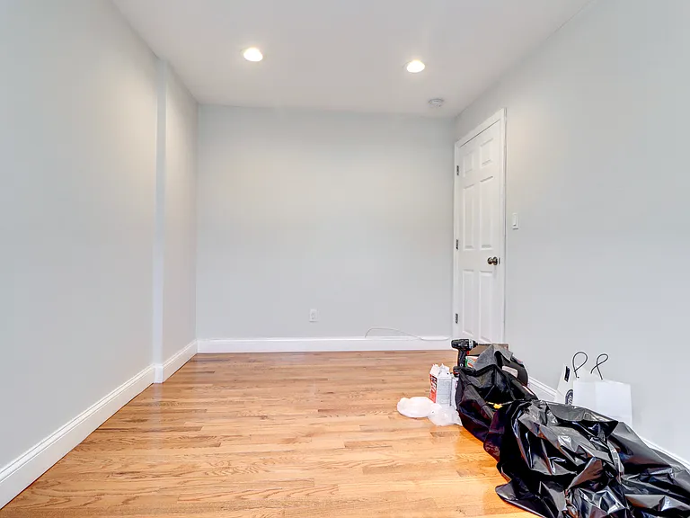 605 Meacham Ave #2 — Photo 6