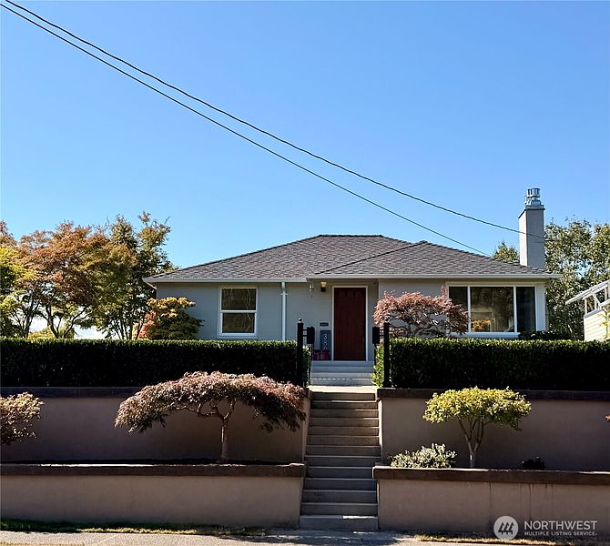 2nd image of 3803 29th Avenue W