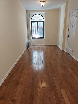 2nd image of 120 E 82nd St APT 1A