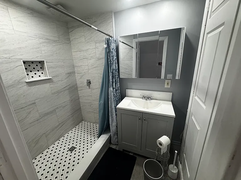 48 Dutton St #2 — Photo 1