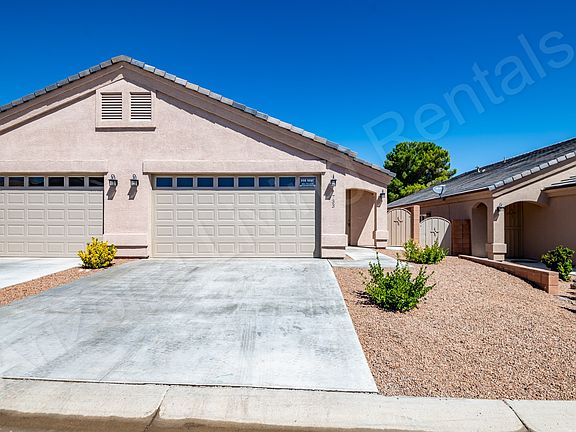 3rd image of 733 Pala Mesa Dr