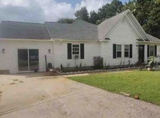 123 Green Tree Ln, Newport, NC 28570