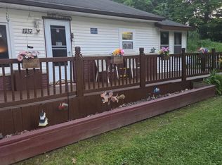 1737 Lakeville Rd, Lakeville, MI 48367