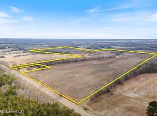 10174 Curtis Rd, Batesville, MS 38606