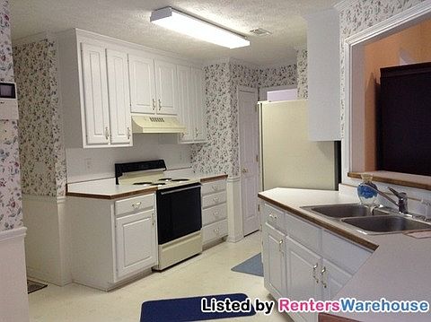 5th image of 2325 Rock Mill Ln NE