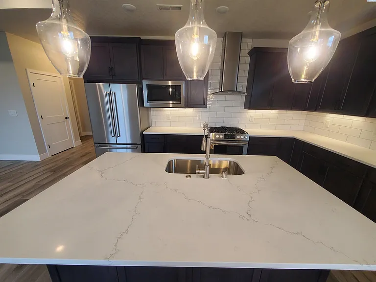 4130 N Clover Rd — Photo 16