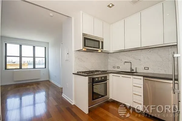 Rented by Oxford Property Group | media 31