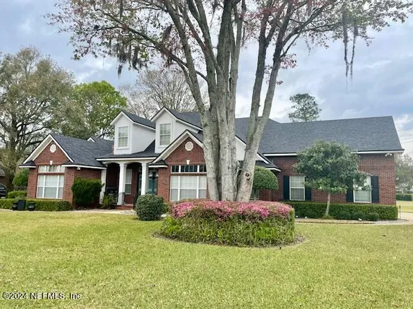1064 EMILYS WALK Lane E, Jacksonville, FL 32221