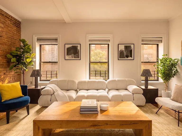 49 W 16th St #4 — Photo 13