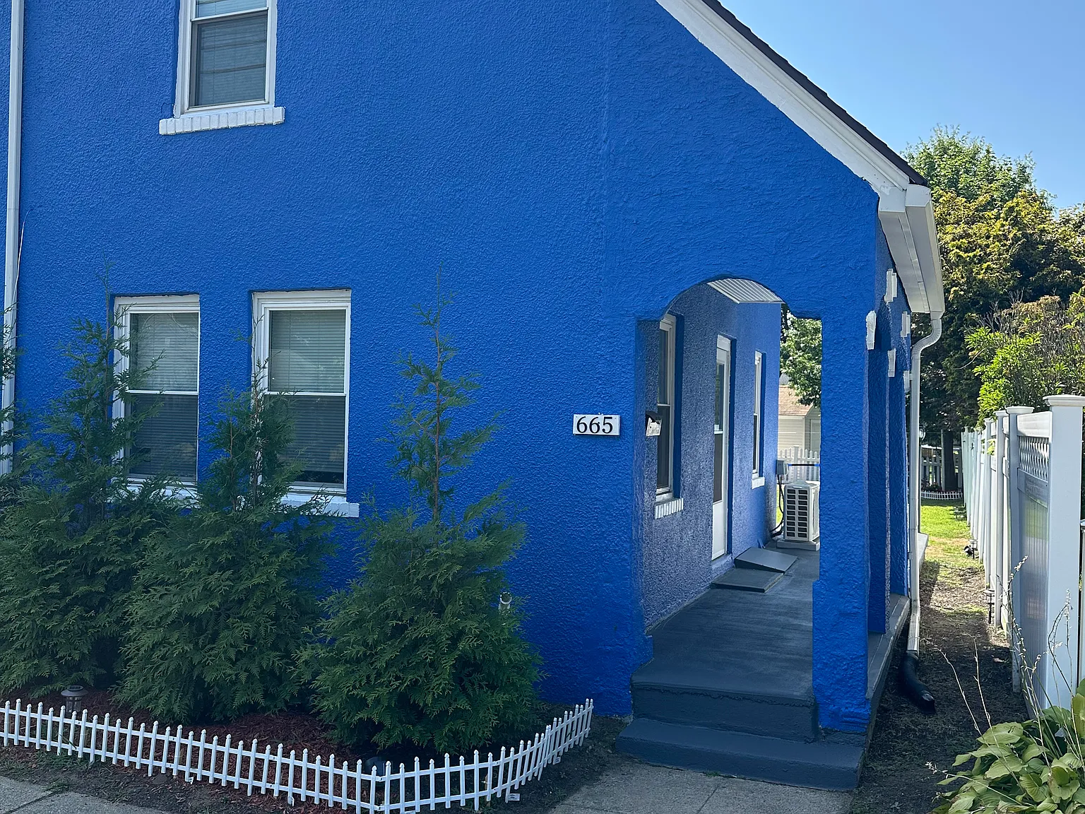 E Main St, Stratford — Photo 1