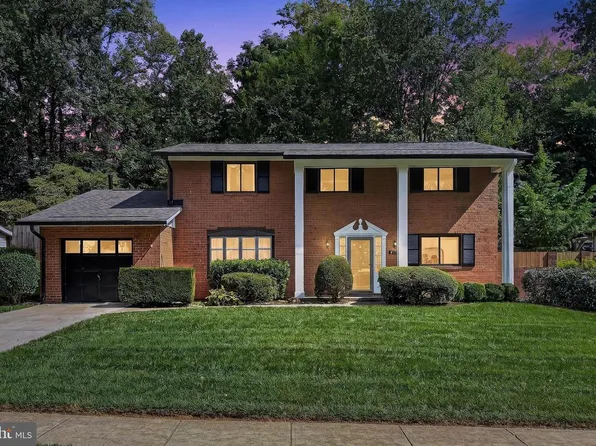 5239 Richardson Dr, Fairfax, VA 22032
