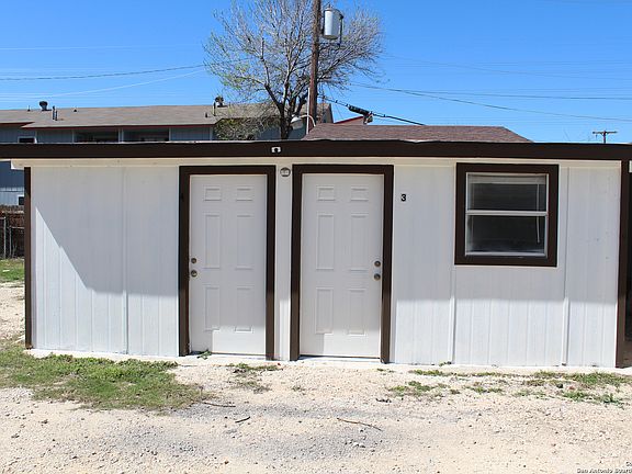 4th image of 426 Kendalia Ave