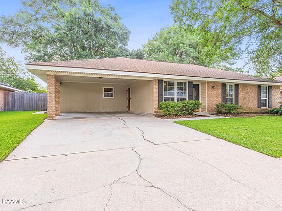 4th image of 315 Orgeron Dr