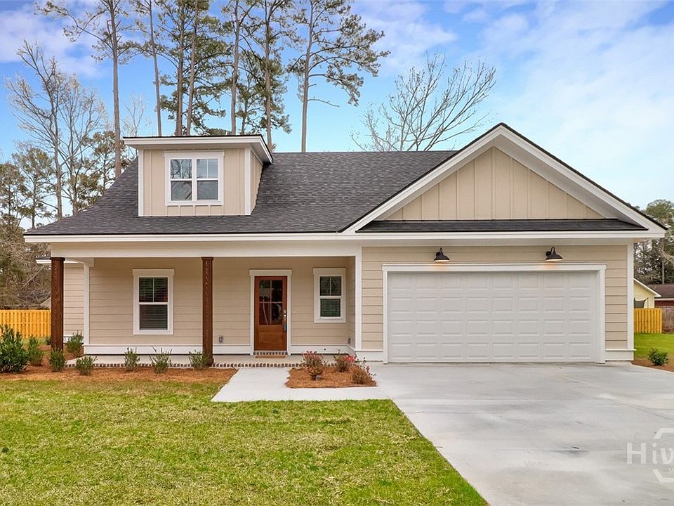 1st image of 204 Pineland Drive