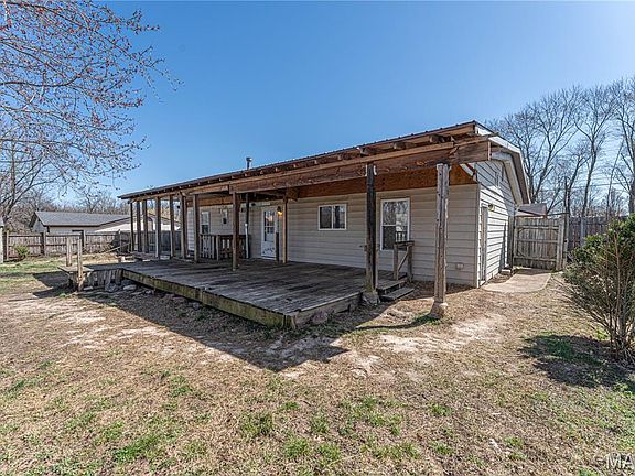 2nd image of 475 Oye Dr