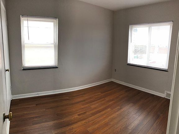 4th image of 3305 White Oak Dr APT 5