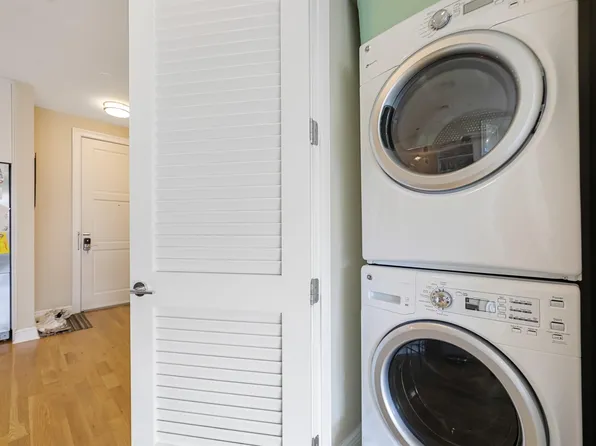 15 Somerset Lane image 9 of 31