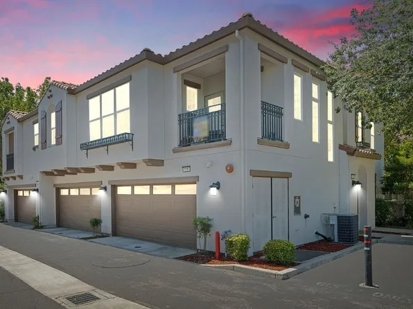 118 W Clarissa Ln, Mountain House, CA 95391
