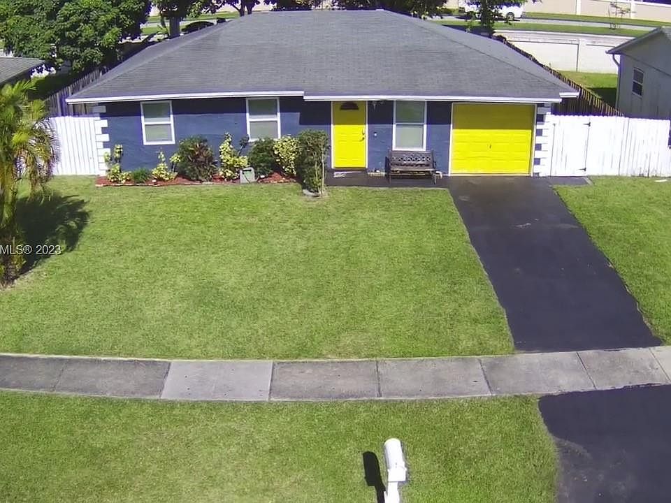1st image of 550 SW 81st Ter