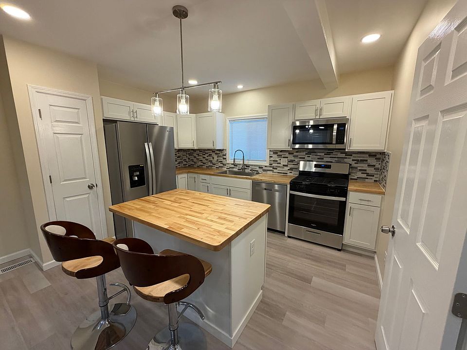 1st image of 4531 Pinehurst Ave SW