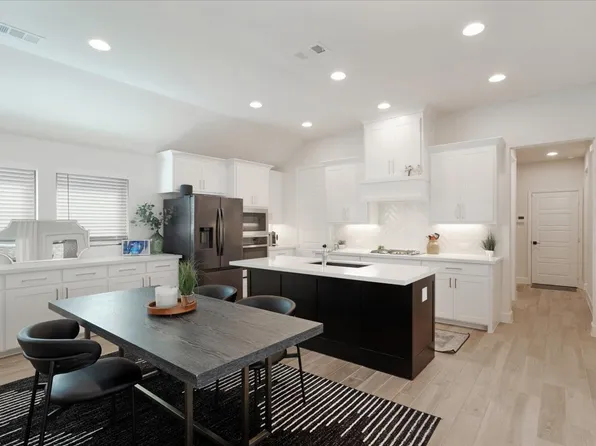 1709 Victoria Pl, Celina, TX 75009