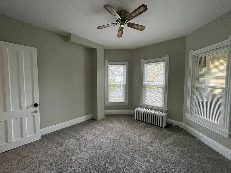205 Cayuga St — Photo 12
