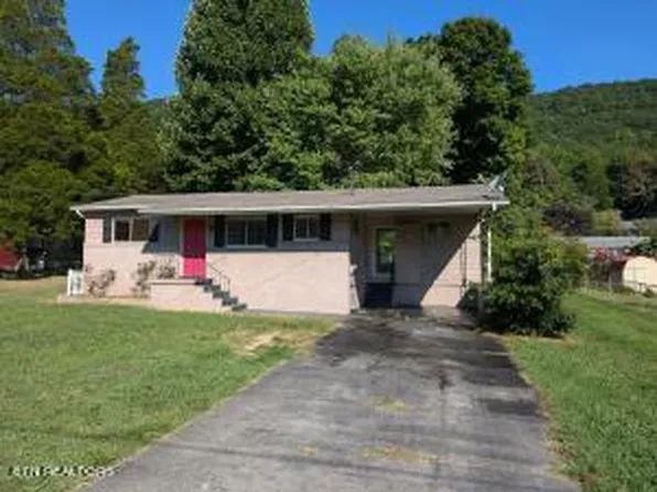 358 Walnut St, Spring City, TN 37381