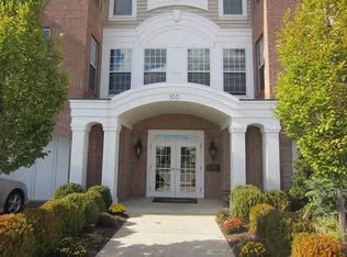 130 Regency Dr, Fishkill, NY 12524