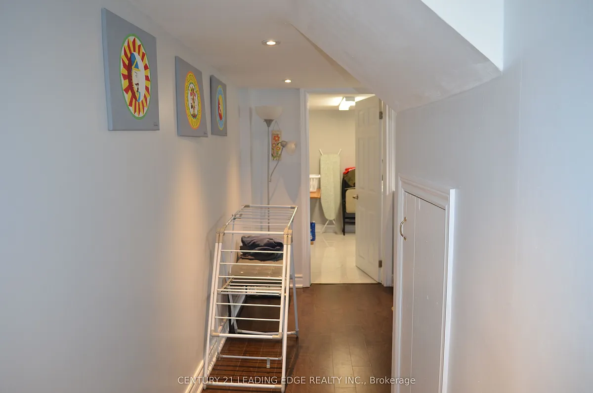 Building Photo - 10 Tartan Ave #BASEMENT