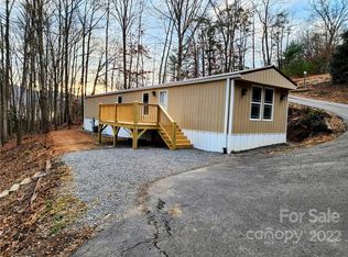 134 Red Rd, Swannanoa, NC 28778