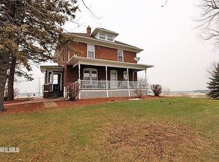 1884 W Becker School Rd, Freeport, IL 61032