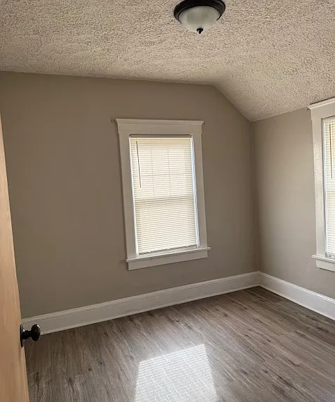 663 Gardendale Ave — Photo 10