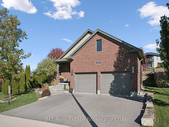 2nd image of 114 Andrews Dr W