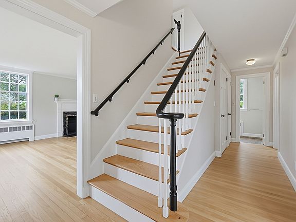 3rd image of 57 Bullard St