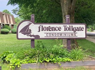 21 Florence Tollgate Pl #201, Florence, NJ 08518