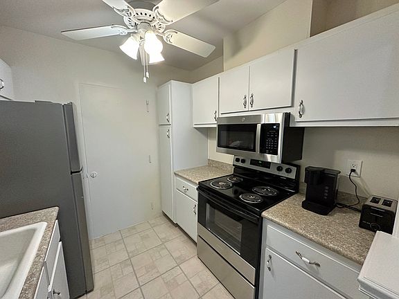 3rd image of 1475 SE 15th St APT 317
