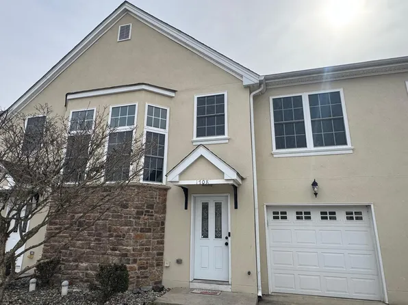 1708 Mertwood St, Bethlehem, PA 18015