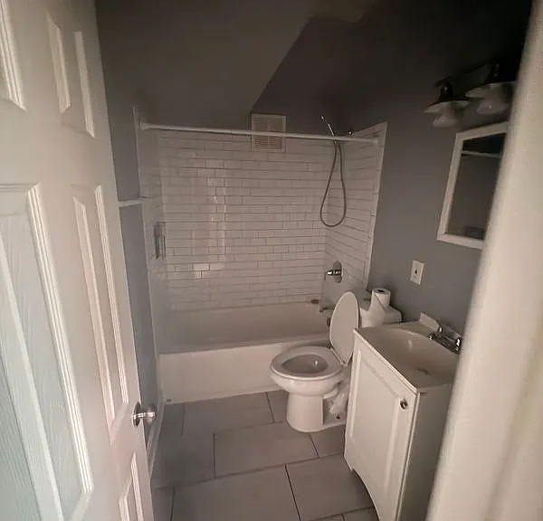 3802 W Bay Ave #1 — Photo 5