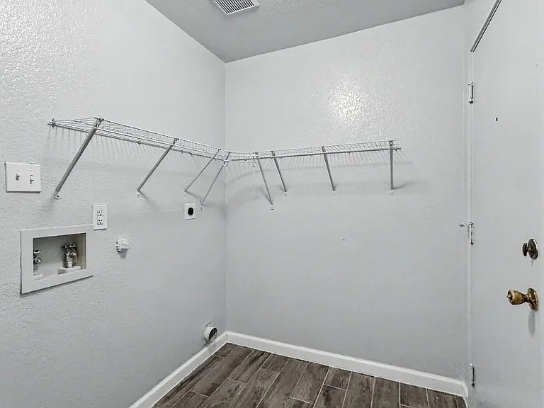 10138 Southern Sun — Photo 12