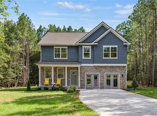 9967 Peacefield Ln, South Chesterfield, VA 23803