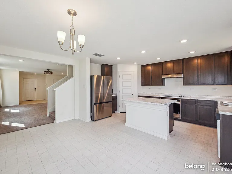 4806 Ocean Wave — Photo 2